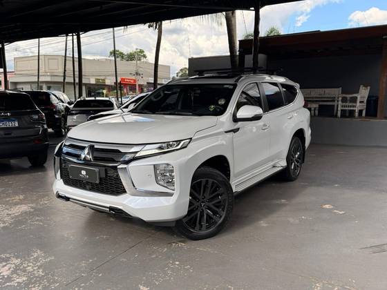 MITSUBISHI PAJERO SPORT 2.4 16V MIVEC TURBO DIESEL LEGEND AWD AUTOMÁTICO